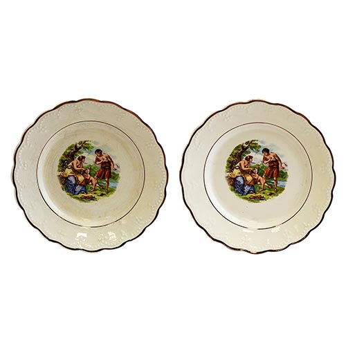 Sub.:5-On - Lote: 81 -  Lote de dos platos en cer�mica de Oviedo.