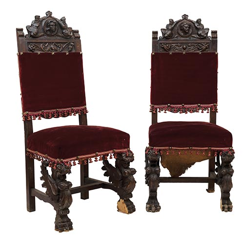 Sub.:5-On - Lote: 66 -  Dos sillas remordimiento en madera con relieves tallados y tapicer�a granate