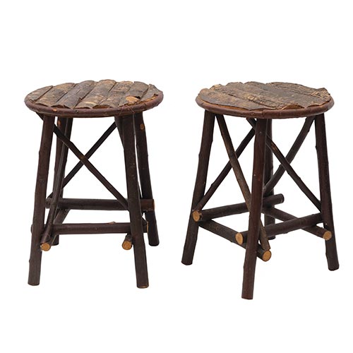 Sub.:5-On - Lote: 58 -  Pareja de baquetas r�sticas en madera.