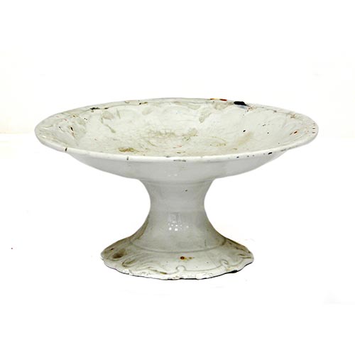 Sub.:5-On - Lote: 69 -  Frutero en cer�mica blanca.