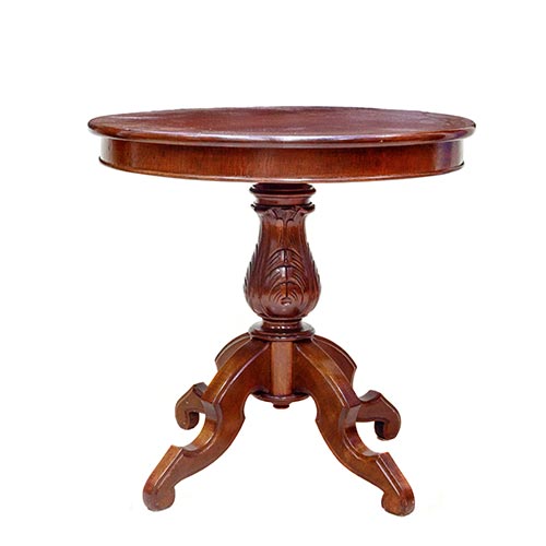 Sub.:5-On - Lote: 25 -  Mesa redonda con pie central y tres patas.