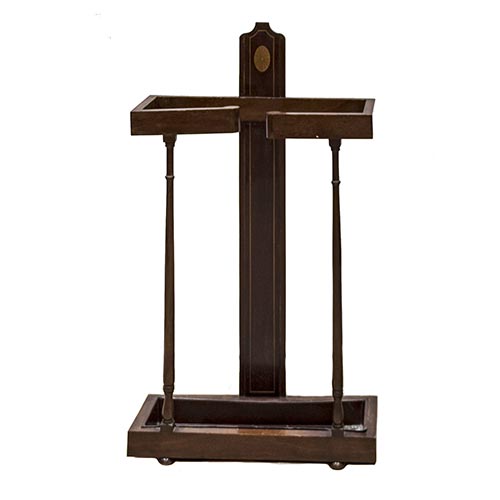 Sub.:5-On - Lote: 22 -  Parag�ero doble en madera patinada. Parte central con sencilla decoraci�n de marqueter�a.