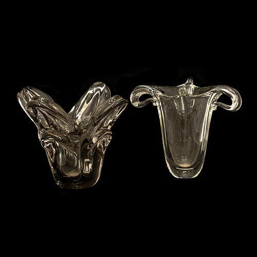 Sub.:6-On - Lote: 245 -  Dos florero en cristal tallado, de los a�os 60.