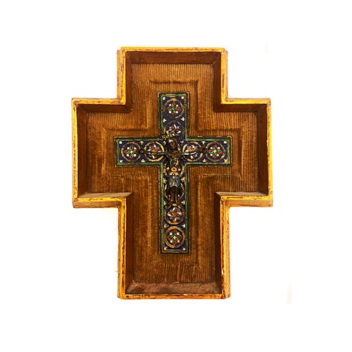 Sub.:6-On - Lote: 147 -  Cristo Majestad en cobre y esmalte siguiendo los modelos rom�nicos de Limoges. Posiblemente obra de Morat�.