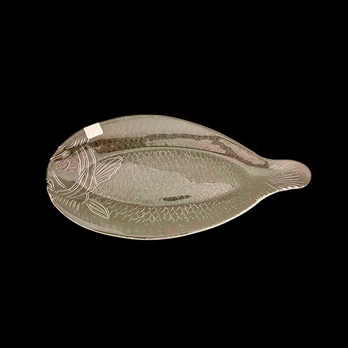 Sub.:6-On - Lote: 220 -  Bandeja en cristal tallado con forma de pez.
