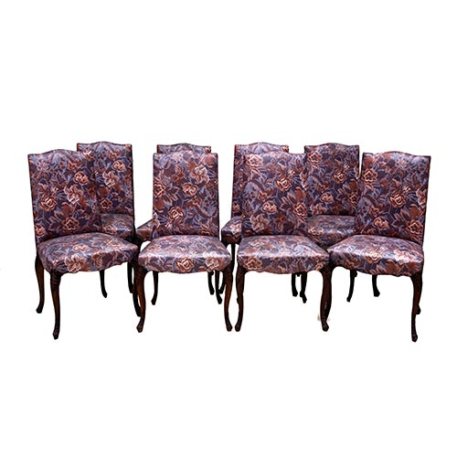 Sub.:6-On - Lote: 85 -  Juego de ocho sillas de comedor tapizadas con motivos florales.