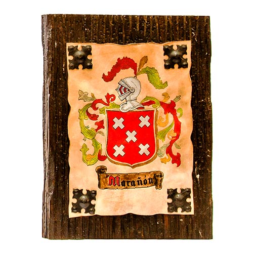 Sub.:8-On - Lote: 923 -  Escudo de Maran en pergamino sobre madera tallada.