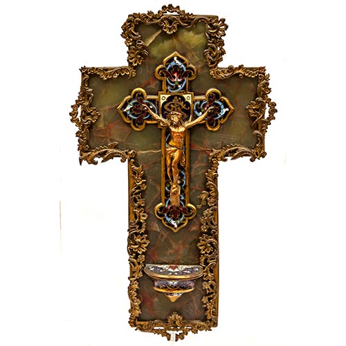 Sub.:8-On - Lote: 1204 -  Aguabenditera con Cristo crucificado en bronce con cruz de cloisonn sobre base de nix verde con marco en bronce dorado. Francia, s. XIX.
