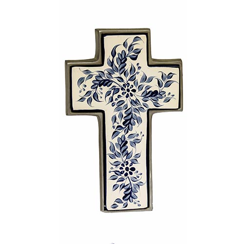 Sub.:8-On - Lote: 378 -  Cruz en porcelana policromada con decoracin vegetal en azules. Con marco metlico.