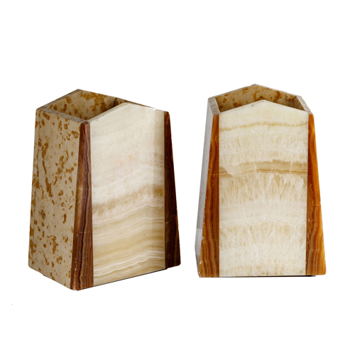 Sub.:8 - Lote: 3440 -  Pareja de copas de guarnicion Dec� en m�rmol