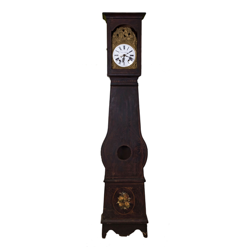 Sub.:8 - Lote: 1394 -  Reloj de caja alta en madera patinada con decoraci�n en el cuerpo y ramo de flores pintado en el cuerpo inferior. Con pesas y p�ndulo. 