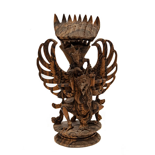 Sub.:9-On - Lote: 416 -  Figura de Garuda en madera natural tallada. Bali.
