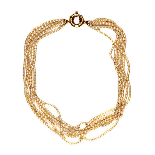 Sub.:9 - Lote: 530 -  Collar de seis filas de perlas con cierre de oro.